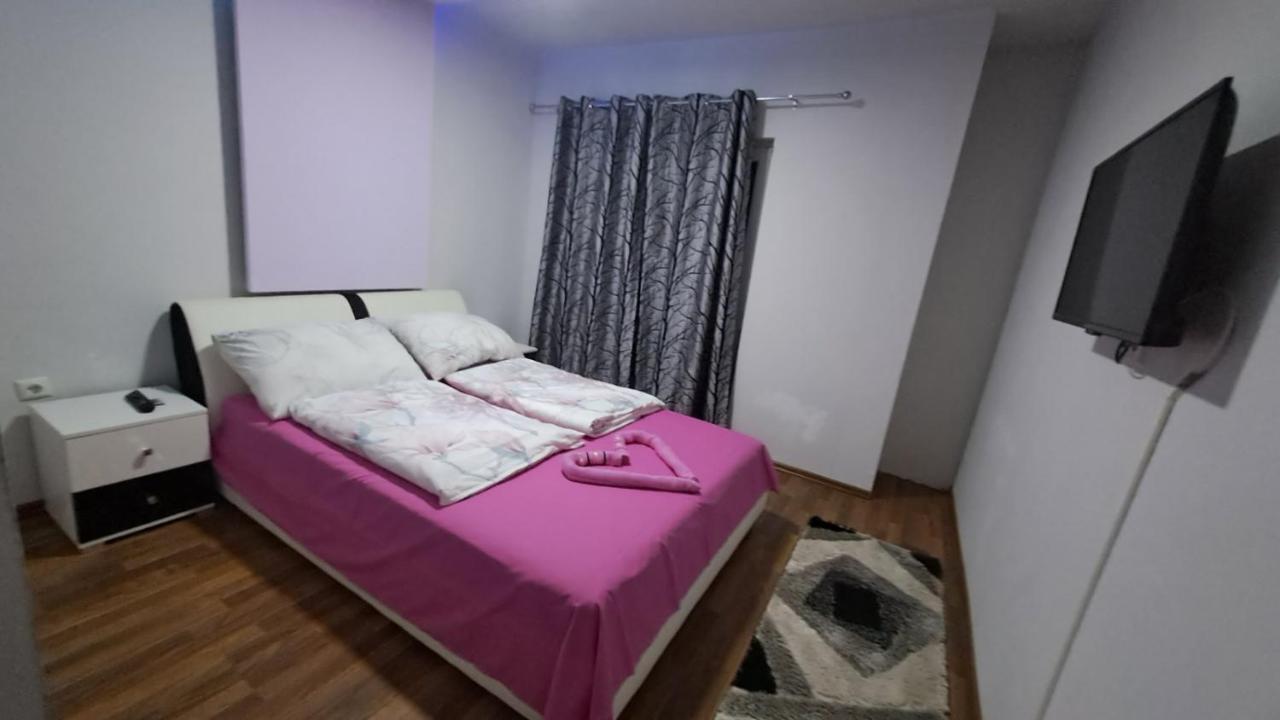 Apartmani Lana SJJ Buitenkant foto