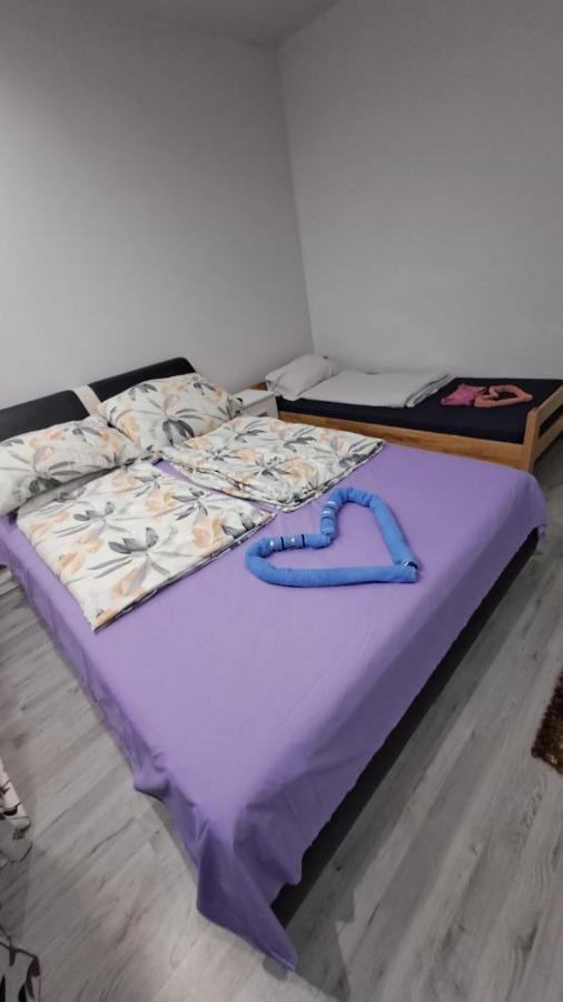 Apartmani Lana SJJ Buitenkant foto
