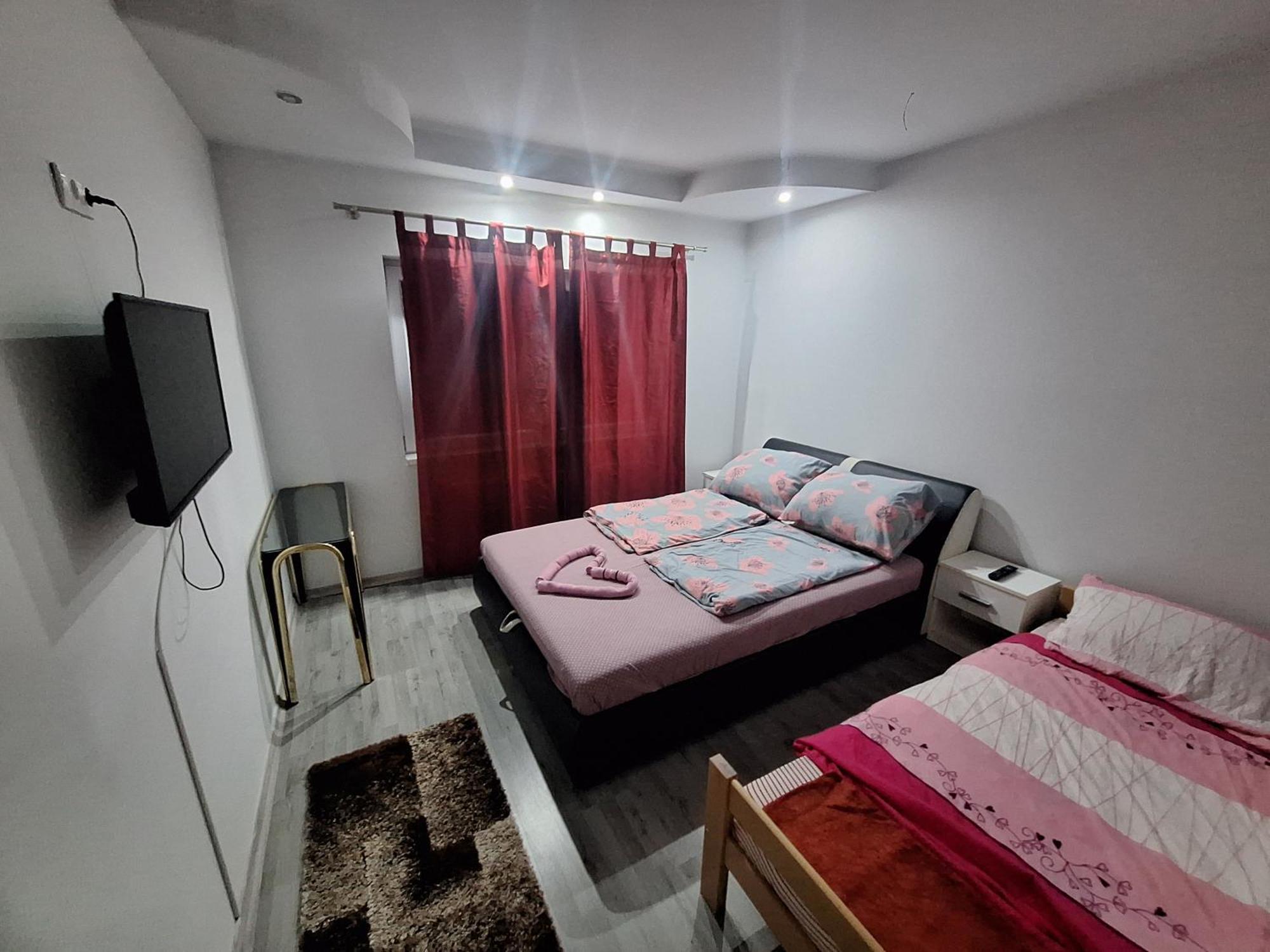 Apartmani Lana SJJ Buitenkant foto