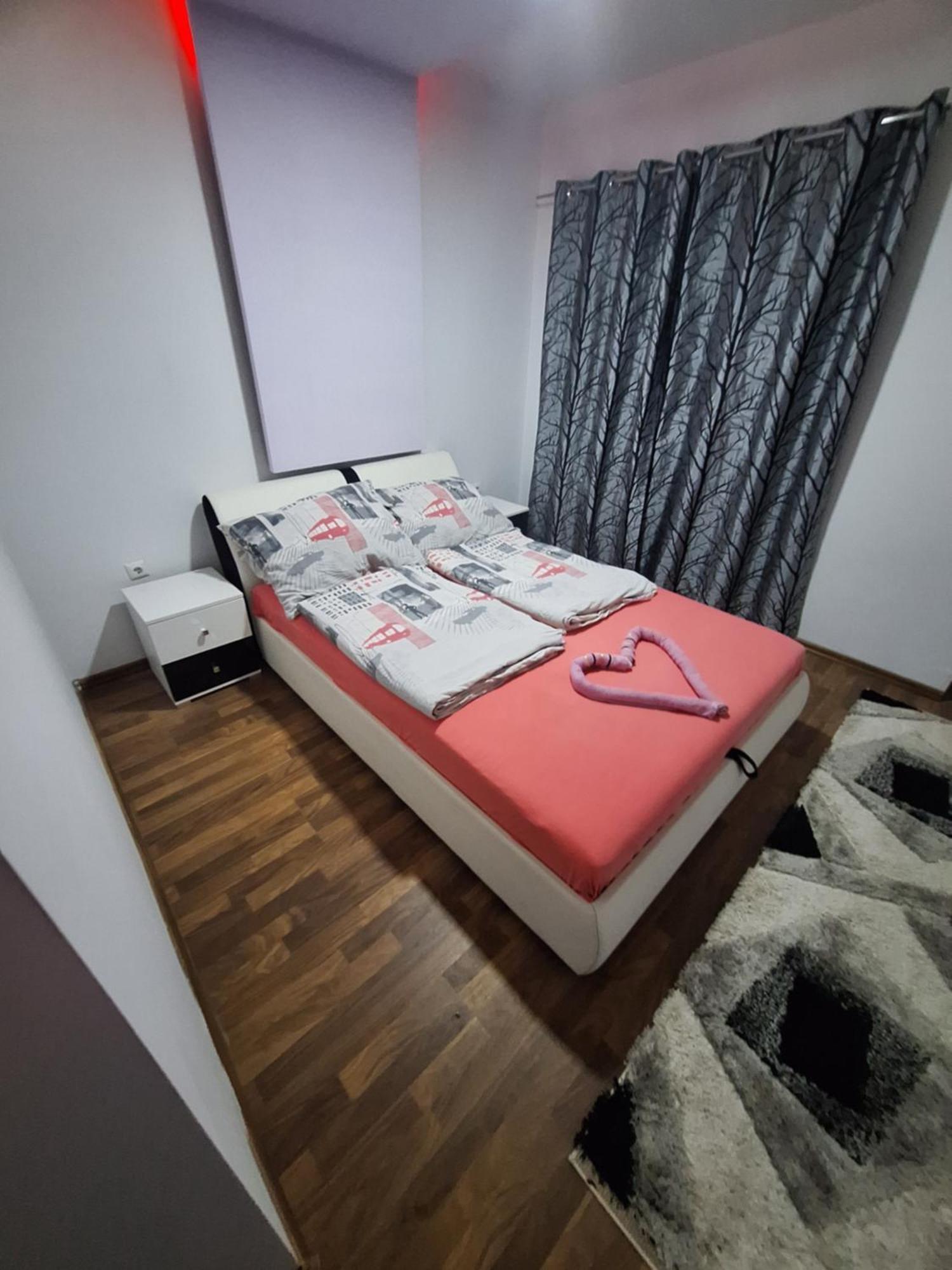 Apartmani Lana SJJ Buitenkant foto