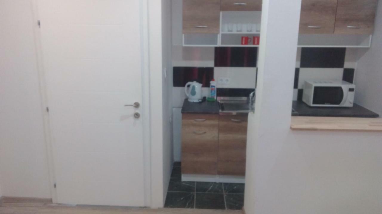 Apartmani Lana SJJ Buitenkant foto