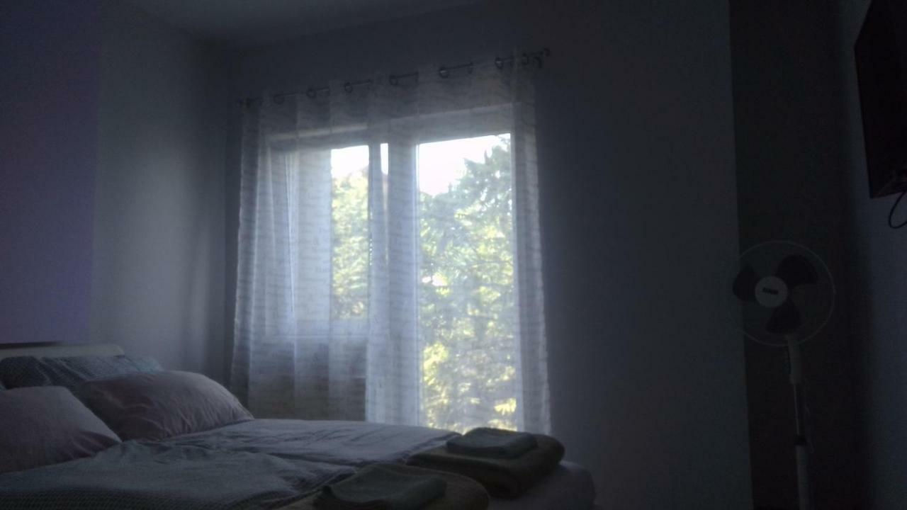 Apartmani Lana SJJ Buitenkant foto