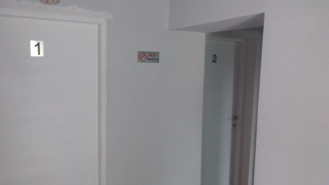 Apartmani Lana SJJ Buitenkant foto